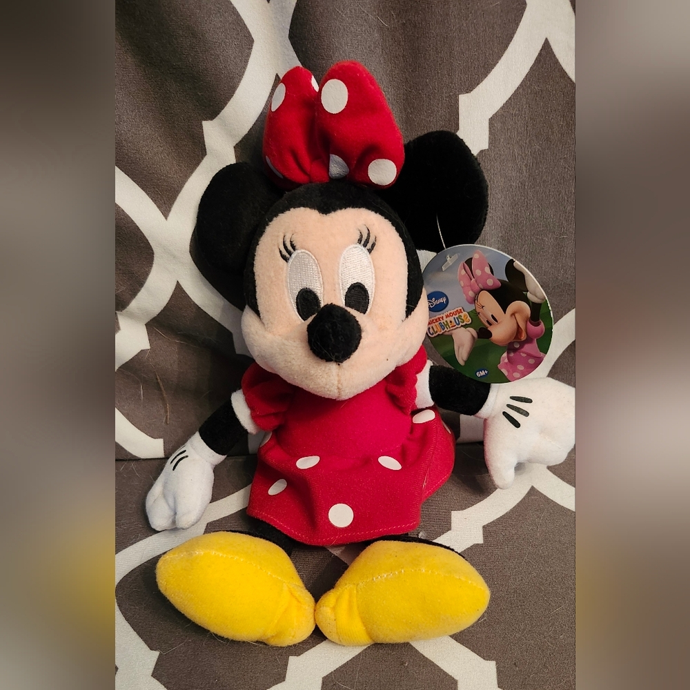 Minnie Mouse Plush 2011 Disney 8 inch